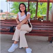 No estoy titulada de profesor pero me gustaría enseñar el idioma español a personas extranjeras niños o adultos